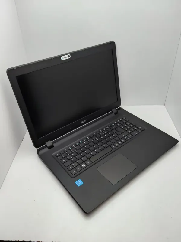 Ноутбук Acer 173 / 17.3" (1600x900) TN / Intel Pentium N4200 (4 ядра по 1.1 - 2.5 GHz) / 4 GB DDR3 / 500 GB HDD / Intel HD Graphics / WebCam б/в - зображення 3