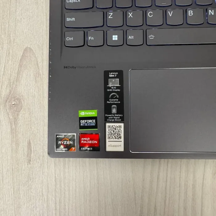 Ігровий ноутбук Б-клас Lenovo Slim 7 16ARH7 / 16" (2560x1600) IPS Touch / AMD Ryzen 7 6800HS (8 (16) ядер по 3.2 - 4.7 GHz) / 16 GB DDR5 / 512 GB SSD NVMe / nVidia GeForce RTX 3050, 4 GB GDDR6, 128-bit / WebCam б/в - зображення 8