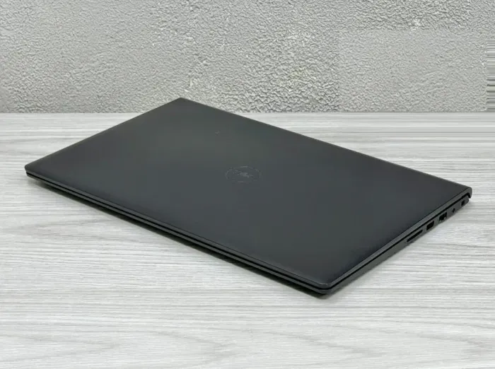 Ультрабук Dell Vostro 15 3510 / 15.6" (1920x1080) IPS / Intel Core i5-1135G7 (4 (8) ядра по 2.4 - 4.2 GHz) / 16 GB DDR4 / 512 GB SSD / Intel Iris Xe Graphics / WebCam / Win 11 Pro б/в - зображення 8