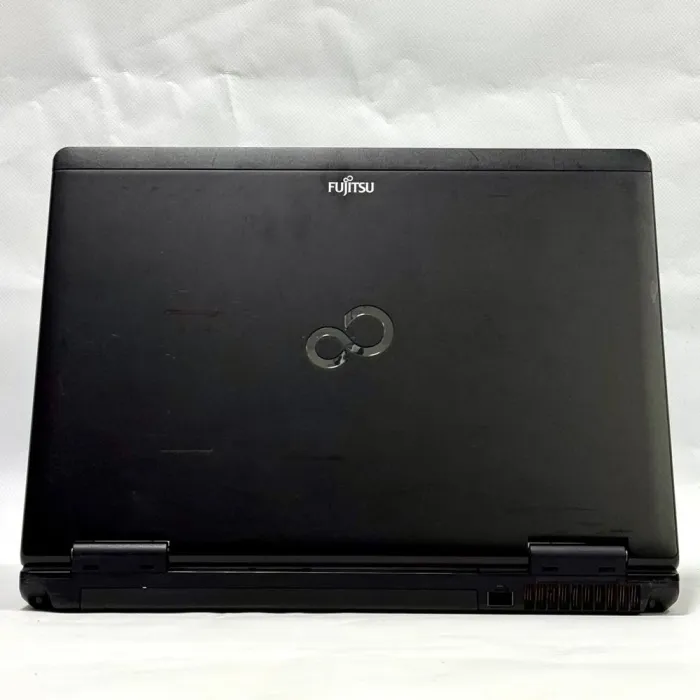 Ноутбук Б-клас Fujitsu LifeBook S782 / 14" (1366x768) TN / Intel Core i7-3540M (2 (4) ядра по 3.0 - 3.7 GHz) / 8 GB DDR3 / 500 GB HDD / Intel HD Graphics 4000 / WebCam / Windows 10 Pro б/в - зображення 6