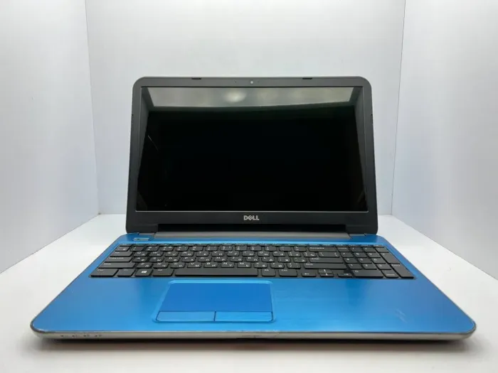 Ноутбук Б-клас Dell Inspiron 5521 / 15.6" (1366x768) TN / Intel Core i3-3217U (2 (4) ядра по 1.8 GHz) / 6 GB DDR3 / 500 GB HDD / AMD Radeon HD 7670M, 2 GB DDR3, 128-bit / WebCam / АКБ не тримає б/в - зображення 2