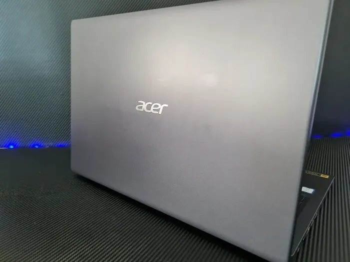 Ноутбук Acer Aspire 3 A315-55KG / 15.6" TN / Intel Core i3-7020U (2(4) ядра по 2.3GHz) / 8GB DDR4 / 240GB SSD / GeForce MX130, 2GB GDDR5, 64-bit / WebCam / HDMI б/в - зображення 5