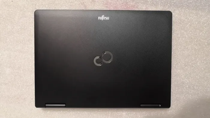 Ноутбук Fujitsu Lifebook S752 / 14" TN / Core i3-2328M (2(4) ядра по 2.2GHz) / 4GB DDR3 / 320GB HDD / HD Graphics 3000 / WebCam / DVD-ROM б/в - зображення 8