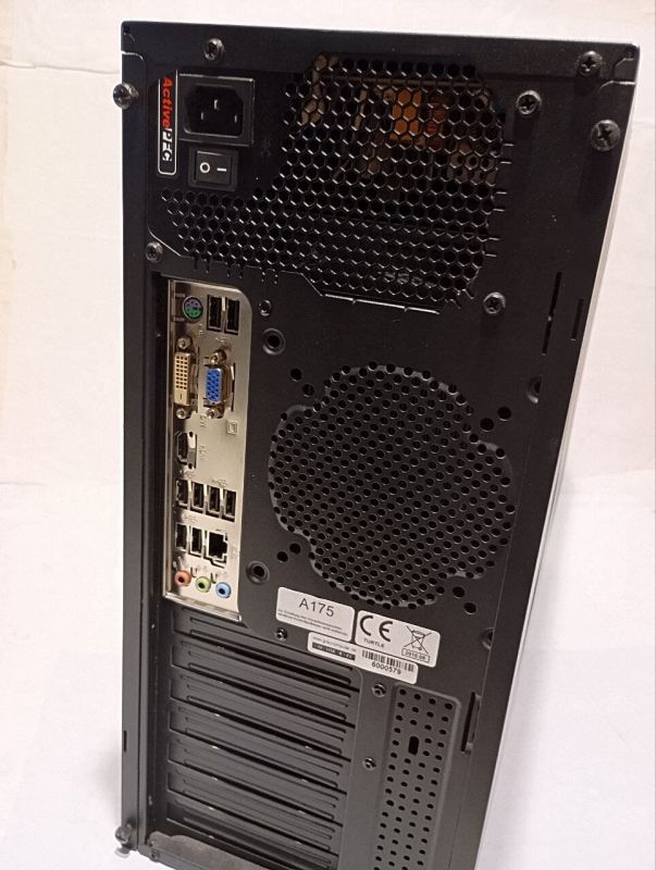ПК Б-клас Gigabyte GA-MA74GM Tower / AMD Athlon II X2 250 (2 ядра по 3.0 GHz) / 4 GB DDR2 / 128 GB SSD / AMD 740G Graphics / 350W б/в - зображення 4