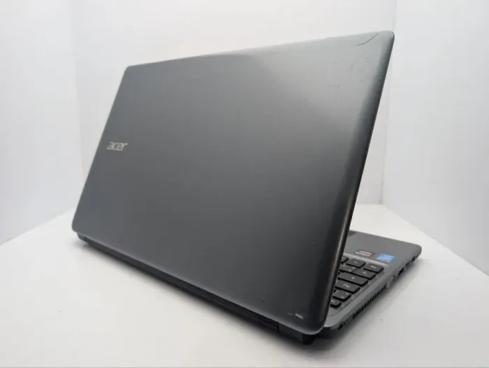 Ноутбук Acer Aspire E1-572G / 15.6" (1366x768) TN / Intel Core i5-4200U (2 (4) ядра по 1.6 - 2.6 GHz) / 8 GB DDR3 / 500 GB HDD / Intel HD Graphics 4400 / WebCam / DVD-ROM б/в - зображення 8