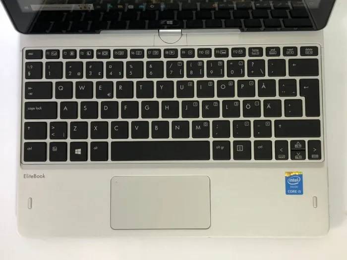 Нетбук-трансформер Б-клас HP EliteBook Revolve 810 G3 / 11.6" (1366x768) TN Touch / Intel Core i5-5300U (2 (4) ядра по 2.3 - 2.9 GHz) / 8 GB DDR3 / 256 GB SSD / Intel HD Graphics 5500 / WebCam / Win 10 Pro б/в - зображення 9