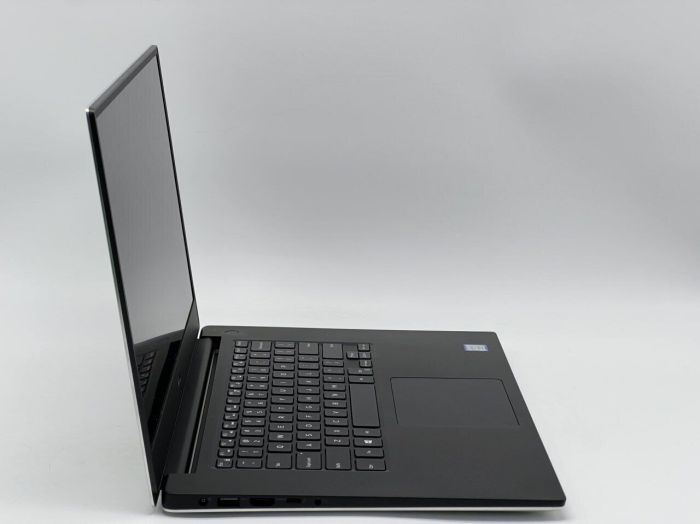 Мобільна робоча станція Dell Precision 5530 / 15,6" (1920x1080) IPS / Intel Core i7-8850H (6 (12) ядра по 2,6 - 4,3 ГГц) / 16 ГБ DDR4 / 240 ГБ SSD / nVidia Quadro P2000, 4 ГБ GDDR5, 128-біт / WebCam б/в - изображение 3