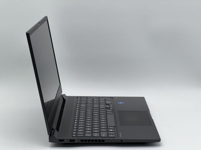 Ігровий ноутбук HP Victus 16-r0073cl / 16.1" (1920x1080) IPS / Intel Core i7-13700HX (16 (24) ядер по 2.1 - 5.0 GHz) / 32 GB DDR5 / 960 GB SSD / nVidia GeForce RTX 4060, 8 GB GDDR6, 128-bit / WebCam б/в - зображення 3