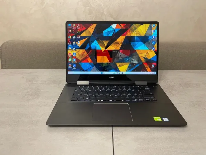 Ноутбук-трансформер Dell Inspiron 7586 2-in-1 / 15.6" (3840x2160) IPS Touch / Intel Core i7-8565U (4 (8) ядра по 1.8 - 4.6 GHz) / 16 GB DDR4 / 512 GB SSD M.2 / nVidia GeForce MX150, 2 GB GDDR5, 64-bit / WebCam б/в - зображення 2