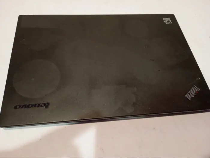 Ультрабук Б-клас Lenovo Thinkpad T450 / 14" (1366x768) TN / Intel Core i5-5200U (2 (4) ядра по 2.2 - 2.7 GHz) / 8 GB DDR3 / 240 GB SSD / Intel HD Graphics 5500 / WebCam б/в - зображення 4