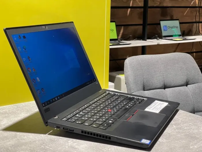 Ультрабук Lenovo ThinkPad T480 / 14" (1920x1080) IPS / Intel Core i5-8250U (4 (8) ядра по 1.6 - 3.4 GHz) / 8 GB DDR4 / 120 GB SSD / Intel UHD Graphics 620 / WebCam б/в - зображення 4