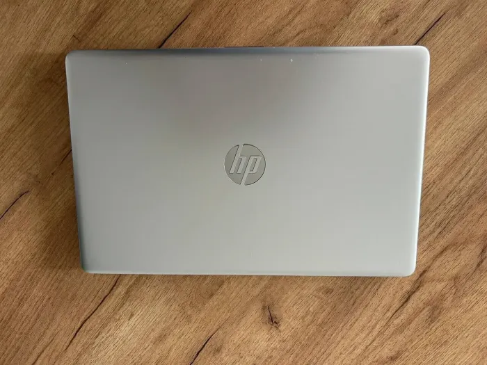 Ноутбук Б-клас HP 15-db0005dx / 15.6" (1366x768) TN Touch / AMD Ryzen 5 2500U (4 (8) ядра по 2-3.6 GHz) / 8 GB DDR4 / 128 GB SSD / AMD Radeon Vega 8 Graphics / WebCam / HDMI б/в - зображення 6