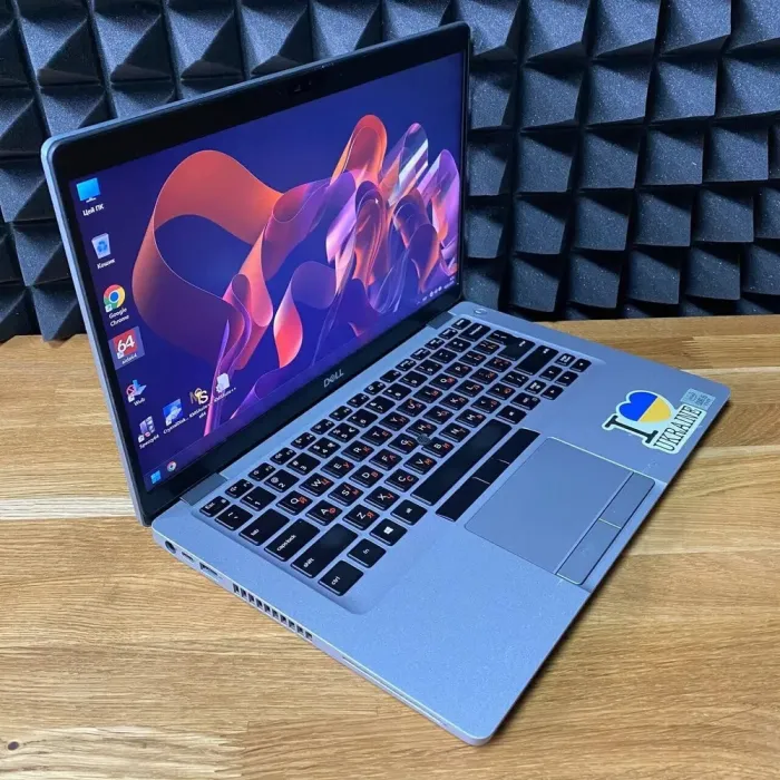 Ультрабук Б-клас Dell Latitude 5411 / 14" (1920x1080) IPS / Intel Core i5-10210U (4 (8) ядра по 1.6 - 4.2 GHz) / 16 GB DDR4 / 256 GB SSD / Intel UHD Graphics / WebCam б/в - зображення 3