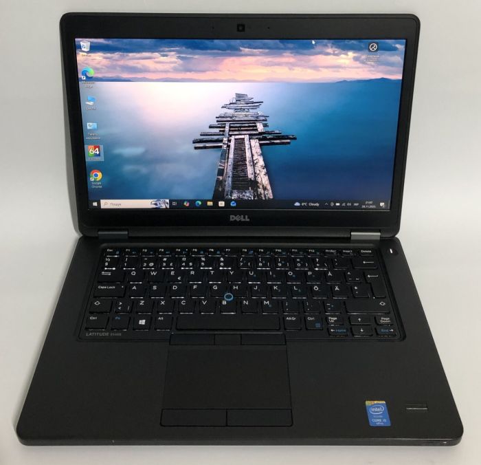 Ноутбук Б-клас Dell Latitude E5450 / 14" (1920x1080) IPS / Intel Core i5-5300U (2 (4) ядра по 2.3 - 2.9 GHz) / 8 GB DDR3 / 128 GB SSD / Intel HD Graphics 5500 / WebCam / Win 10 Pro б/в - изображение 2