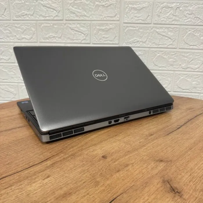 Мобільна робоча станція Dell Precision 7560 / 15.6" (3840x2160) IPS / Intel Xeon W-11855M (6 (12) ядер по 2.6 - 4.9 GHz) / 32 GB DDR4 / 1000 GB SSD / nVidia RTX A4000, 8 GB GDDR6, 256-bit / WebCam б/в - зображення 6