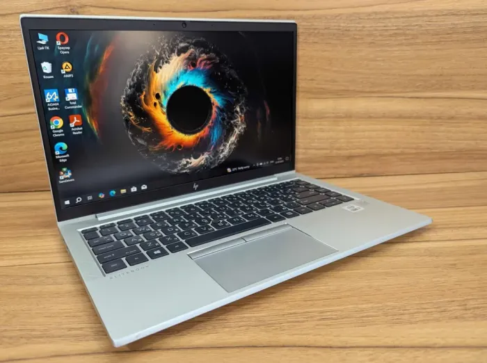 Ультрабук Б-клас HP EliteBook 840 G7 / 14" (1920x1080) IPS / Intel Core i7-10610U (4 (8) ядра по 1.8 - 4.9 GHz) / 32 GB DDR4 / 1000 GB SSD / Intel UHD Graphics / WebCam / TouchID / Windows 10 б/в - зображення 4