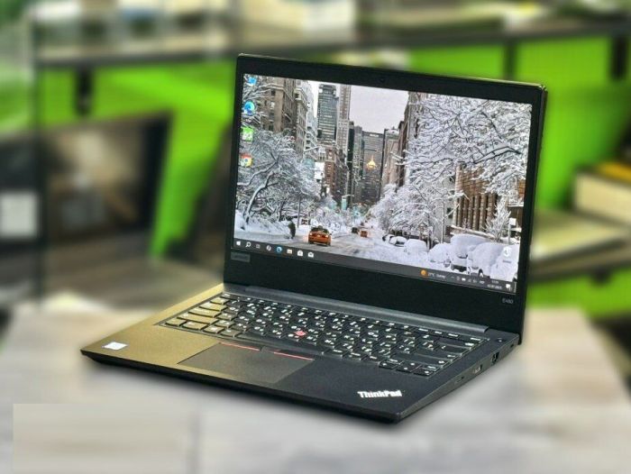 Ноутбук Б-клас Lenovo ThinkPad E480 / 14" (1920x1080) IPS / Intel Core i5-8250U (4 (8) ядра по 1.6 - 3.4 GHz) / 12 GB DDR4 / 256 GB SSD M.2 / Intel UHD Graphics 620 / WebCam / Win 10 Pro б/в - зображення 3