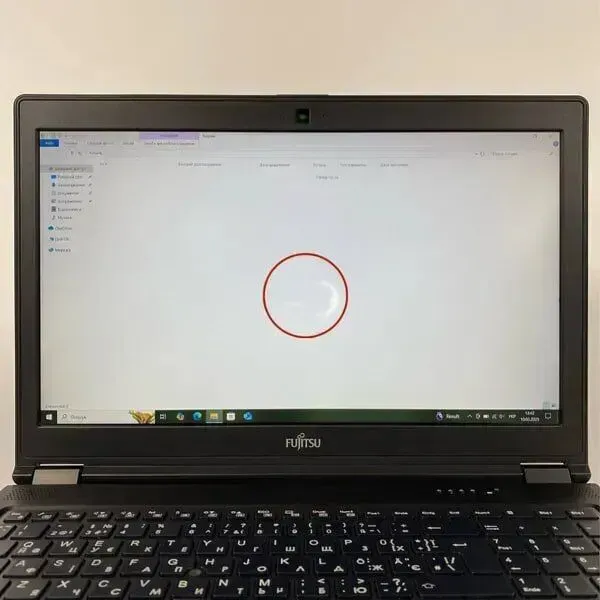 Мобільна робоча станція Б-клас Fujitsu Celsius H780 / 15.6" (1920x1080) IPS / Intel Core i7-8750H (6 (12) ядер по 2.2 - 4.1 GHz) / 16 GB DDR4 / 512 GB SSD / nVidia Quadro P600, 4 GB GDDR5, 128-bit / WebCam / HDMI б/в - зображення 3