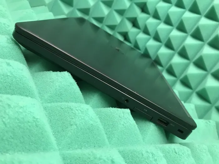 Ультрабук Б-класс Dell Latitude E5470 / 14" TN / Intel Core i5-6300U (2(4) ядра по 2.4-3 GHz) / 8GB DDR4 / 180GB SSD / HD Graphics 520 / WebCam / HDMI / Win 10 б/в - зображення 8