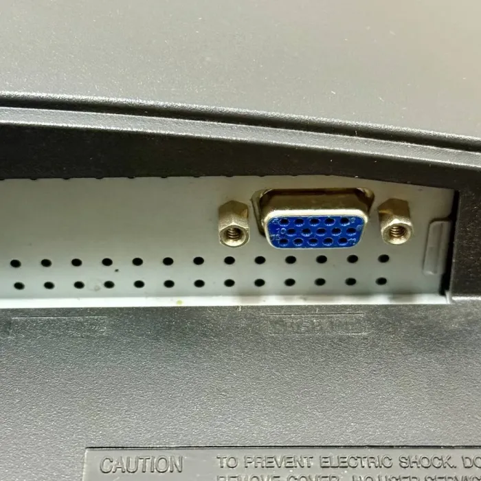 Комплект ПК: неттоп Lenovo ThinkCentre M93p Tiny USFF / Intel Core i3-4130 (2 (4) ядра по 3.4 GHz) / 8 GB DDR3 / 500 GB HDD / Intel HD Graphics 4400 / DVD-ROM + Монітор Б-клас Samsung SyncMaster 943NW / 19" (1440x900) TN + Клавіатура, мишка, кабелі б/в - зображення 8