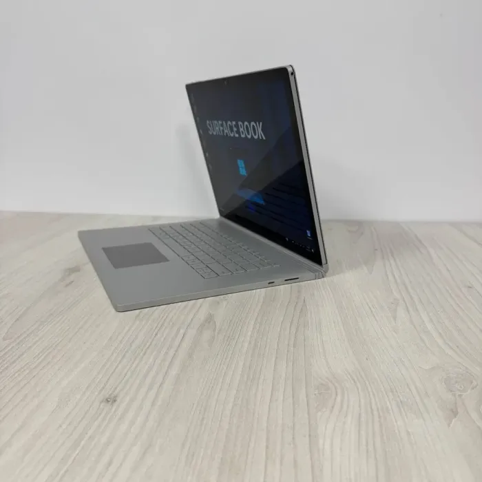 Ігровий ультрабук-трансформер Б-клас Microsoft Surface Book 3 / 15.0" (3240x2160) IPS Touch / Intel Core i7-1065G7 (4 (8) ядра по 1.3 - 3.9 GHz) / 32 GB DDR4 / 1000 GB SSD NVMe / nVidia GeForce GTX 1660 Ti Max-Q, 6 GB GDDR6, 192-bit / WebCam б/в - зображення 5