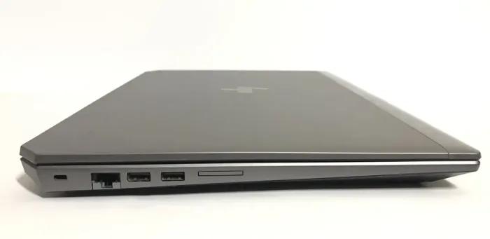 Мобільна робоча станція Б-класу HP ZBook 15 G6 / 15,6" (1920x1080) IPS / Intel Core i7-9850H (6 (12) ядер по 2,6 - 4,6 ГГц) / 32 ГБ DDR4 / 512 ГБ SSD NVMe / nVidia Quadro RTX 3000, 6 ГБ GDDR6, 192-біт / WebCam / Win 11 Pro б/в - зображення 4