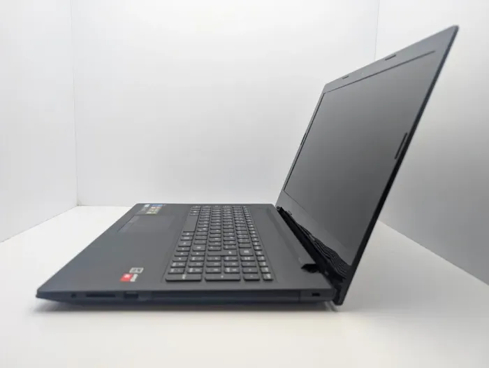Ноутбук Lenovo G50-45 / 15.6" (1366x768) TN / AMD A6-6310 (4 ядра по 1.8 - 2.4 GHz) / 6 GB DDR3 / 500 GB HDD / AMD Radeon R4 Graphics / WebCam б/в - зображення 6