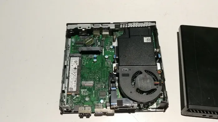 Неттоп Dell Optiplex 3080 Micro USFF / Intel Core i5-10500T (6 (12) ядер по 2.3 - 3.8 GHz) / 16 GB DDR4 / 256 GB SSD / Intel UHD Graphics 630 б/в - зображення 9