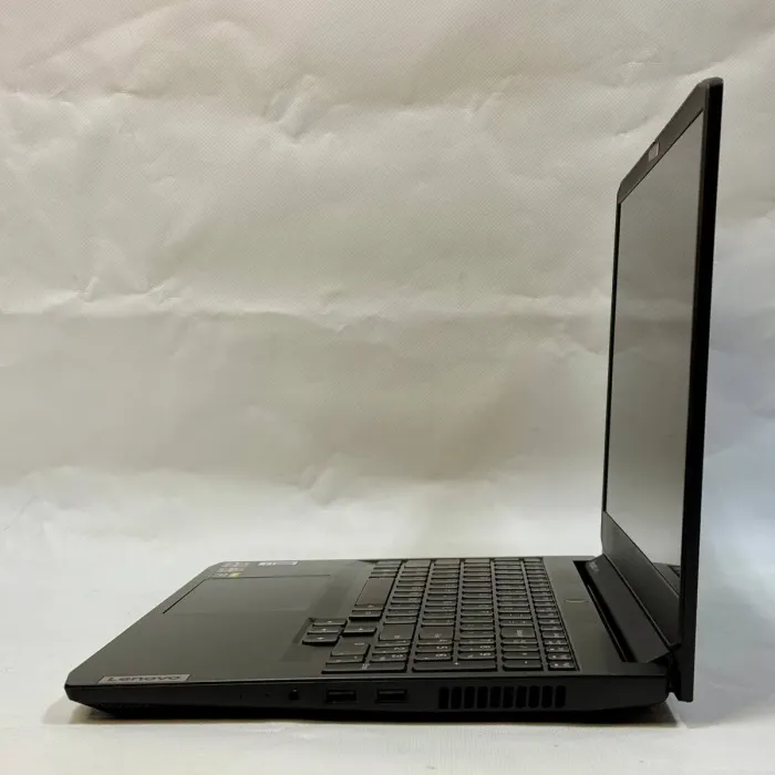 Ігровий ноутбук Lenovo IdeaPad Gaming 3 15ACH6 / 15.6" (1920x1080) IPS / AMD Ryzen 7 5800H (8 (16) ядер по 3.2 - 4.4 GHz) / 16 GB DDR4 / 512 GB SSD M.2 / nVidia GeForce RTX 3050, 4 GB GDDR6, 128-bit / WebCam б/в - зображення 7