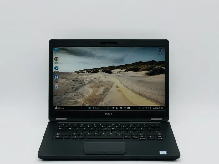 Ноутбук Dell Latitude 5491 / 14" (1920x1080) IPS / Intel Core i5-8400H (4 (8) ядра по 2.5 - 4.2 GHz) / 16 GB DDR4 / 250 GB SSD / Intel UHD Graphics 630 / WebCam б/в - зображення 2