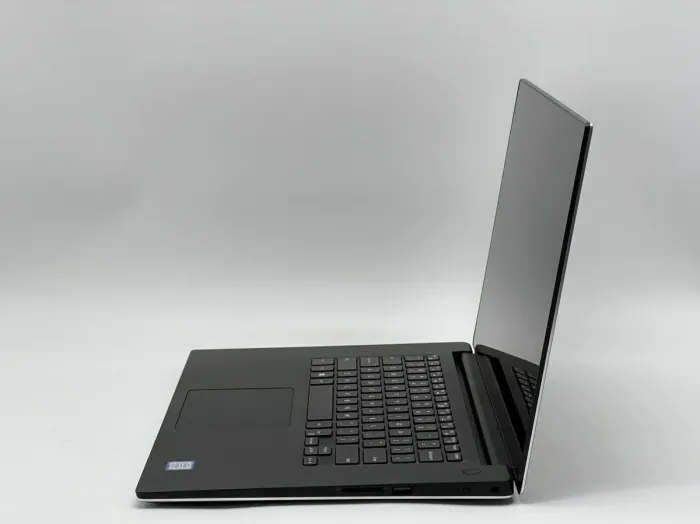Мобільна робоча станція Dell Precision 5540 / 15,6" (1920x1080) IPS / Intel Core i7-9750H (6 (12) ядер по 2,6 - 4,5 ГГц) / 16 ГБ DDR4 / 480 ГБ SSD / nVidia Quadro T1000, 4 ГБ GDDR6, 128-біт / WebCam б/в - зображення 4