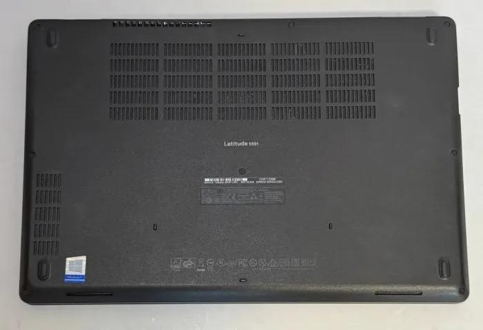 Ігровий ноутбук Dell Latitude 5591 / 15.6" (1920x1080) IPS / Intel Core i7-8850H (6 (12) ядер по 2.6 - 4.3 GHz) / 16 GB DDR4 / 512 GB SSD / nVidia GeForce MX130, 2GB DDR5, 64-bit / WebCam б/в - зображення 7