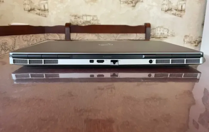 Робоча станція Dell Precision 7760 / 17.3" (1920x1080) IPS / Intel Core i7-11850H (8 (16) ядер по 2.5 - 4.8 GHz) / 64 GB DDR4 / 512 GB SSD+512 GB SSD / nVidia RTX A3000, 6 GB GDDR6, 192-bit / WebCam б/в - зображення 7