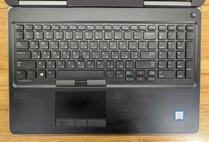 Мобільна робоча станція Dell Precision 7520 / 15,6" (1920x1080) IPS / Intel Core i7-6920HQ (4 (8) ядра по 2,9 - 3,8 ГГц) / 16 ГБ DDR4 / 480 ГБ SSD / nVidia Quadro M2200, 4 ГБ GDDR5, 128-біт / WebCam / Windows 10 б/в - зображення 3