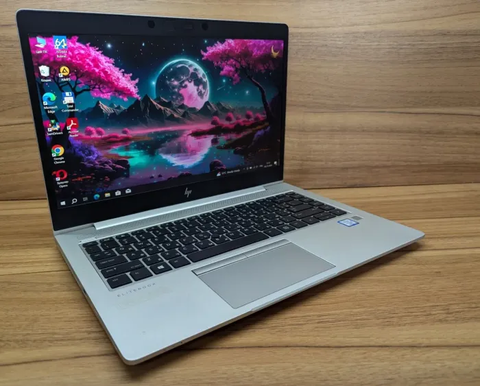 Ультрабук HP EliteBook 840 G5 / 14" (1920x1080) IPS / Intel Core i5-8350U (4 (8) ядра по 1.7 - 3.6 GHz) / 16 GB DDR4 / 512 GB SSD / Intel UHD Graphics 620 / TouchID / WebCam / Windows 10 б/в - зображення 4