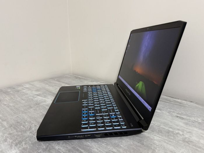 Ігровий ноутбук Б-класу Acer Predator Helios 300 PH315-52-78VL / 15.6" (1920x1080) IPS / Intel Core i7-9750H (6 (12) ядер по 2.6 - 4.5 GHz) / 16 GB DDR4 / 1000 GB SSD / nVidia GeForce GTX 1660 Ti, 6 GB GDDR6, 192-bit / WebCam / Win 10 б/в - изображение 5