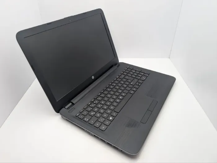 Ноутбук HP 255 G5 / 15.6" (1920x1080) TN / AMD A8-7410 (4 ядра по 2.2 - 2.5 GHz) / 8 GB DDR3 / 128 GB SSD / AMD Radeon R5 Graphics / WebCam / DVD-ROM б/в - зображення 6