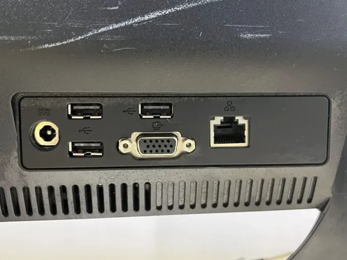 Моноблок Asus ET2012AUKB / 20" (1600x900) TN / AMD E-450 (2 ядрa по 1.66 GHz) / 8 GB DDR3 / 120 GB SSD / AMD Radeon HD 6320 Graphics / WebCam б/в - зображення 3