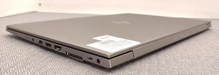 Мобільна робоча станція HP ZBook 15 G5 / 15.6'' (1920x1080) IPS Touch / Intel Core i7-8550U (4 (8) ядра по 1.8 - 4.0 GHz) / 32 GB DDR4 / 512 GB SSD M.2 / AMD Radeon Pro WX 3100, 4 GB GDDR5, 128-bit / WebCam б/в - зображення 4