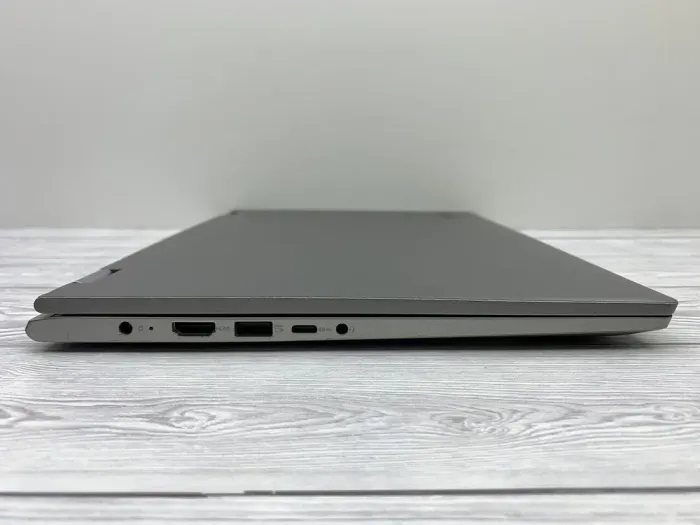 Ноутбук-трансформер Б-клас Lenovo Yoga 530-14IKB / 14" (1920x1080) IPS Touch / Intel Core i3-8130U (2 (4) ядра по 2.2 - 3.4 GHz) / 8 GB DDR4 / 120 GB SSD / Intel UHD Graphics 620 / WebCam б/в - зображення 4