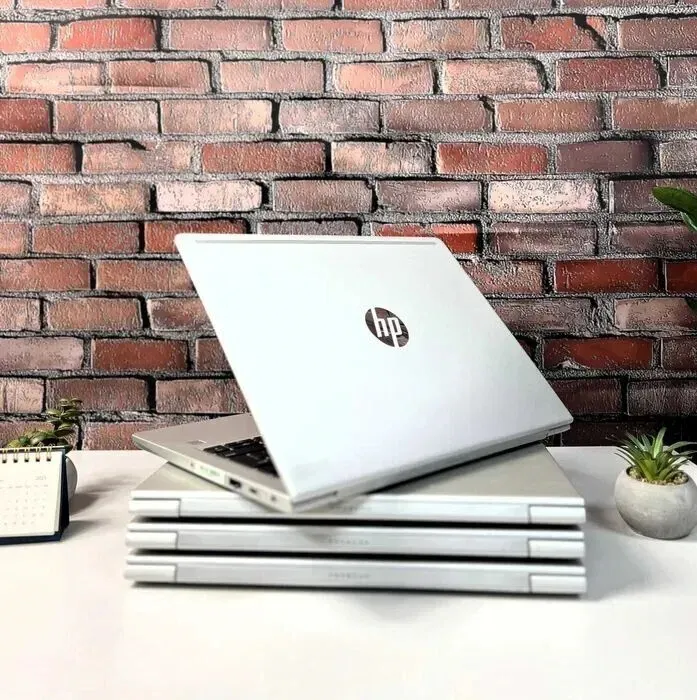 Ультрабук HP ProBook 430 G7 / 13.3" (1366x768) TN / Intel Core i5-10210U (4 (8) ядра по 1.6 - 4.2 GHz) / 16 GB DDR4 / 256 GB SSD / Intel UHD Graphics / WebCam / Win 10 Pro б/в - зображення 7