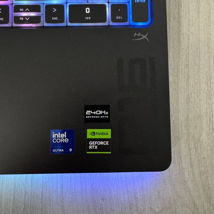 Ігровий ноутбук HP Omen Max Gaming 16-ah0033dx / 16" (2560x1600) IPS / Intel Core Ultra 9 275HX (24 (24) ядра по 2,7 - 5,4 ГГц) / 32 ГБ DDR5 / 1000 ГБ SSD / nVidia GeForce RTX 5060, 8 ГБ GDDR7, 128-біт / WebCam б/в - зображення 4