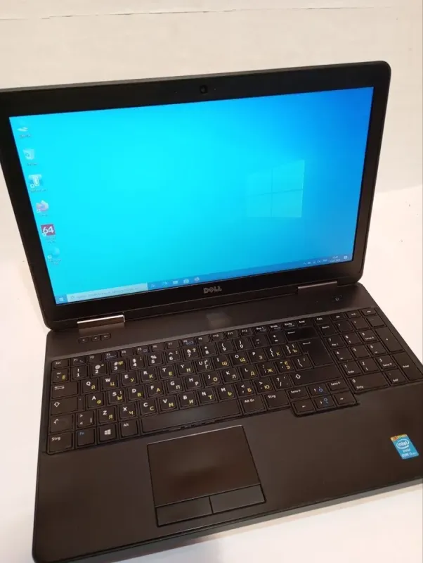 Ноутбук Б-клас Dell Latitude E5540 / 15.6" (1366x768) TN / Intel Core i5-4310U (2 (4) ядра по 2.0 - 3.0 GHz) / 8 GB DDR3 / 256 GB SSD / Intel HD Graphics 4400 / WebCam / DVD-RW б/в - зображення 2