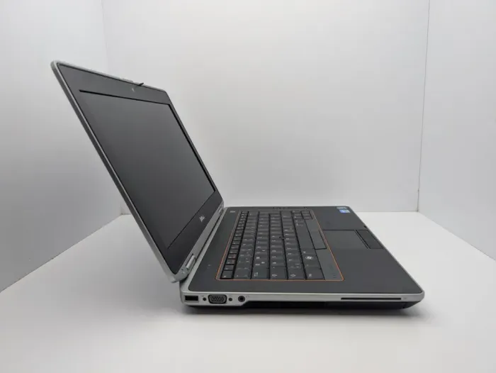 Ноутбук Dell Latitude E6420 / 14" (1366x768) TN / Intel Core i5-2410M (2 (4) ядра по 2.3 - 2.9 GHz) / 6 GB DDR3 / 128 GB SSD / Intel HD Graphics 3000 / WebCam б/в - зображення 5
