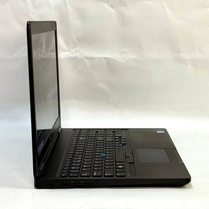 Ноутбук Dell Latitude 5580 / 15.6" (1920x1080) IPS / Intel Core i5-6200U (2 (4) ядра по 2.3 - 2.8 GHz) / 16 GB DDR4 / 256 GB SSD / Intel HD Graphics 520 / WebCam / Windows 10 Pro б/в - зображення 5