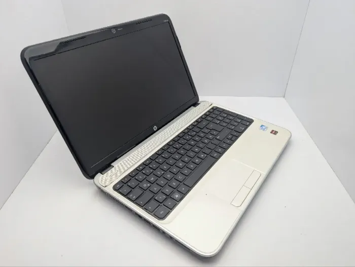 Ноутбук HP Pavilion G6 2277sr / 17,3" (1600x900) TN / Intel Core i3-3110M (2 (4) ядра по 2,4 ГГц) / 6 ГБ DDR3 / 500 ГБ HDD / AMD Radeon HD 7670, 1 ГБ GDDR5, 128-біт / Веб-камера / DVD-ROM б/в - зображення 6