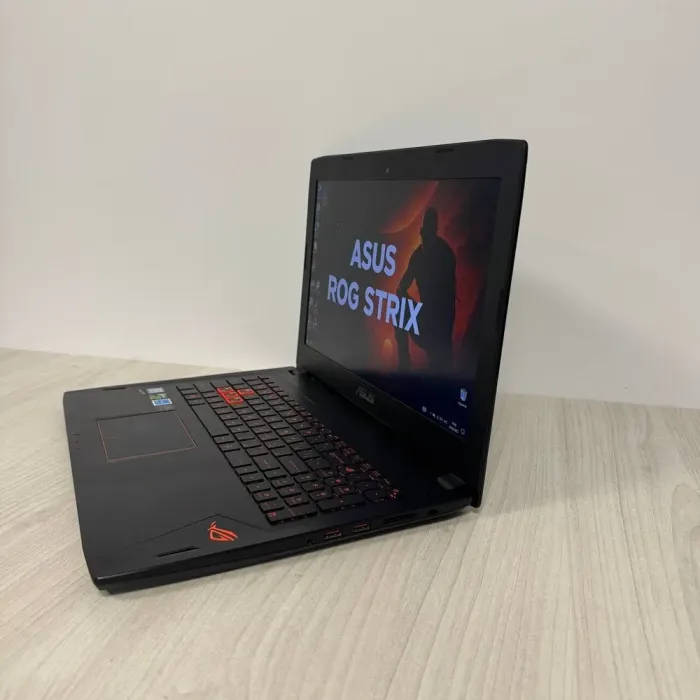 Ігровий ноутбук Б-класу Asus ROG Strix GL502VM / 15.6" (1920x1080) IPS / Intel Core i7-7700HQ (4 (8) ядра по 2.8 - 3.8 GHz) / 16 GB DDR4 / 128 GB SSD NVMe + 1000 GB HDD / nVidia GeForce GTX 1060, 3 GB GDDR5, 192-bit / WebCam б/в - зображення 5