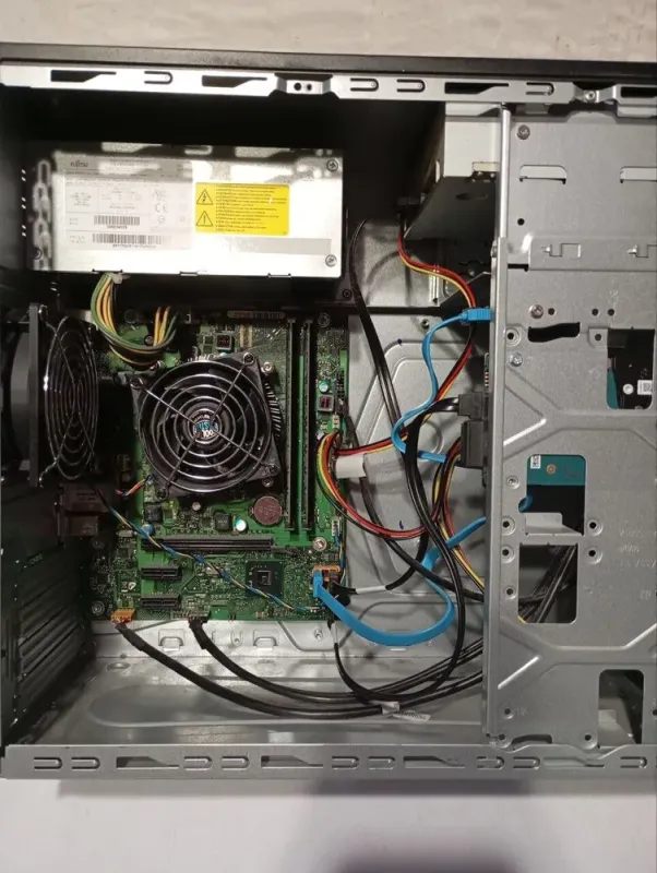 ПК Б-клас Fujitsu ESPRIMO P410 E85+ Tower / Intel Core i5-3470 (4 ядра по 3.2 - 3.6 GHz) / 8 GB DDR3 / 128 GB SSD + 500 GB HDD / Intel HD Graphics 2500 / DVD-RW б/в - зображення 6