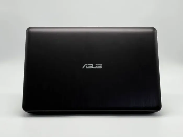 Ноутбук Asus R541N / 15.6" (1366x768) TN / Intel Core i3-6006U (2 (4) ядра по 2.0 GHz) / 8 GB DDR3 / 240 GB SSD / nVidia GeForce 920M, 2 GB DDR3, 64-bit / WebCam б/в - зображення 5