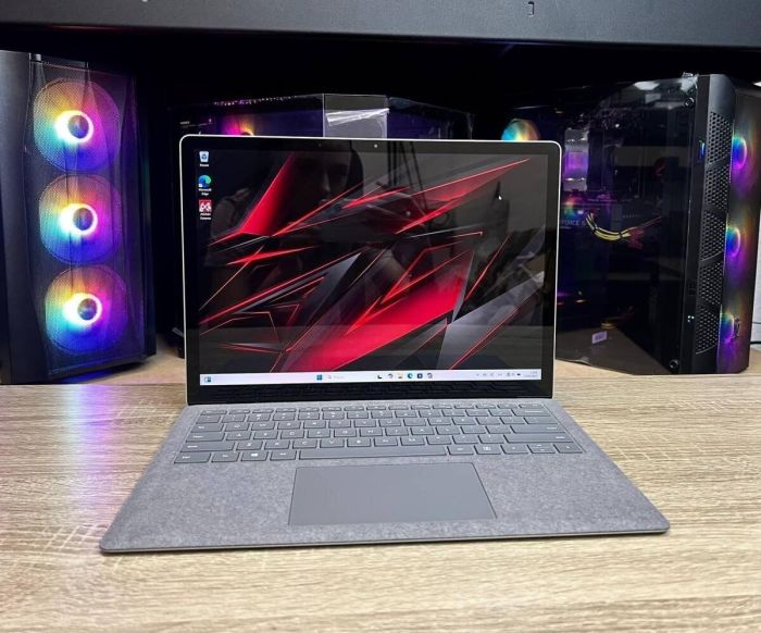 Ультрабук Microsoft Surface Laptop 3 / 13.5" (2256x1504) IPS Touch / Intel Core i7-1065G7 (4 (8) ядра по 1.3 - 3.9 GHz) / 16 GB DDR4 / 256 GB SSD / Intel Iris Plus Graphics / WebCam б/в - зображення 2